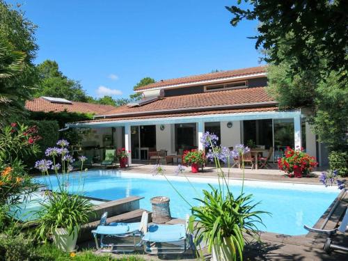 Villa Katy avec piscine, meublé de tourisme 3 étoiles - Location, gîte - Andernos-les-Bains