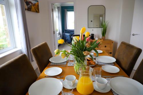 Exterior view, Brambly Cottage in Littlebeck