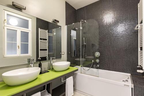 Classic Suite image 3