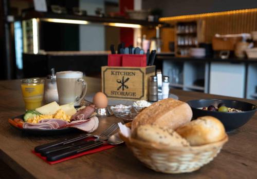 Restaurant, Plaza Inn Braunschweig City Nord in Braunschweig