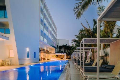 Seasons Hotel (Adults Only) - image 12