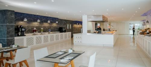 Seasons Hotel (Adults Only) - image 13