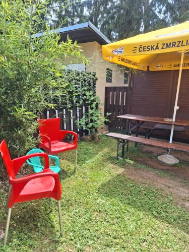 Chatka u Podolského mostu - Temešvár - 5 lůžek (Chatka u Podolskeho mostu - Temesvar - 5 luzek) in Jetetice