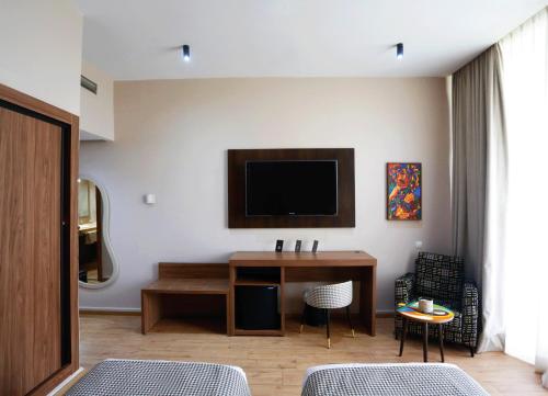 Rawabi Hotel & Spa Room Type - Single Room with Balcony