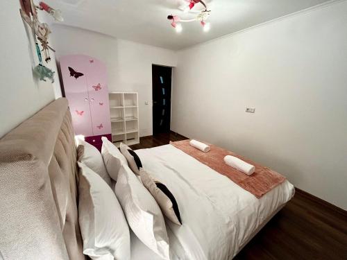 JAD - Luxury Villa's - A&C, Garden, BBQ & Playground, Брашов (фото 3)