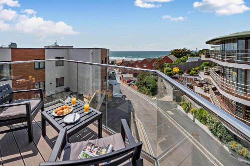 9 Middlecombe - Luxury Apartment at Byron Woolacombe, only 4 minute walk to Woolacombe Beach!, Woolacombe (foto 6)