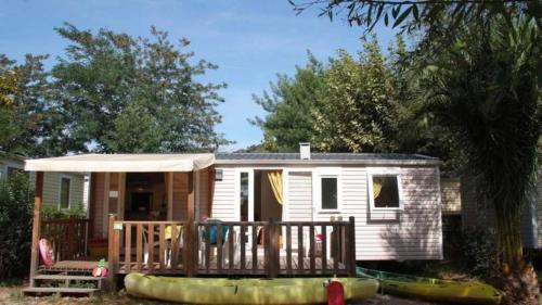 3 bedrooms, 6 beds