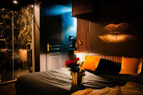 L'Aphrodite, Suite de LUXE - Love room - JACUZZI in Briey