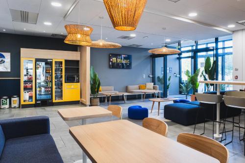 Kyriad ECO - Clermont Ferrand Estaing