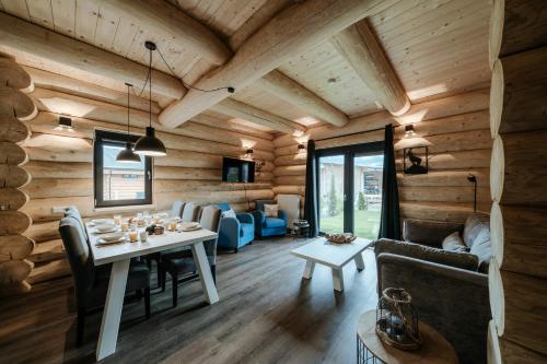 Clofers Leisure Lodges Jenig in เยนิจ