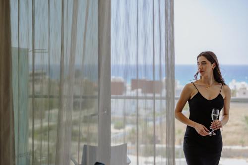 Seasons Hotel (Adults Only) - image 14
