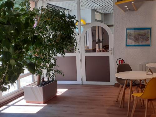 บริการและสิ่งอำนวยความสะดวก, EGG HOTEL - HOTEL LES GENS DE MER Dieppe in เดียป