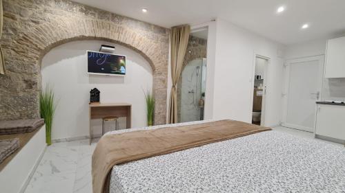 Tales of Split - 100 meters from the seafront, Split (photo 9)