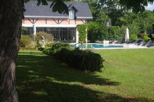 Manoir des Logis – Yvré-l'Évêque, AR