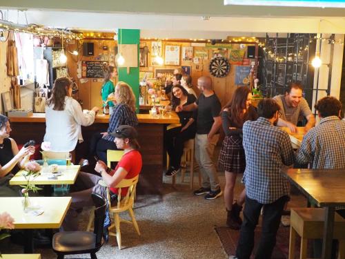 Hostel Roots 2