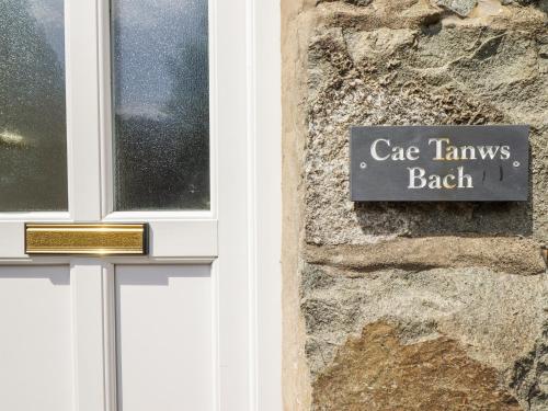 Cae Tanws Bach - image 13