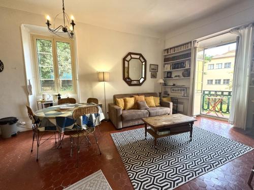 Apart Hotel Riviera Incroyable calme typique 2pcs vue mer promenade des anglais terrasse Balcon Honoré - image 5