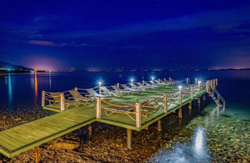 pludmale, Kayalar Blue Beach Hotel in Sazlı