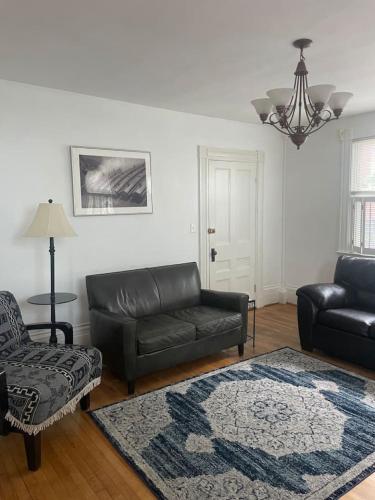 Beautiful West End Apartment