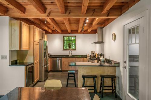 The Epic Sugarloaf Family Getaway in Carrabassett Valley (ME)