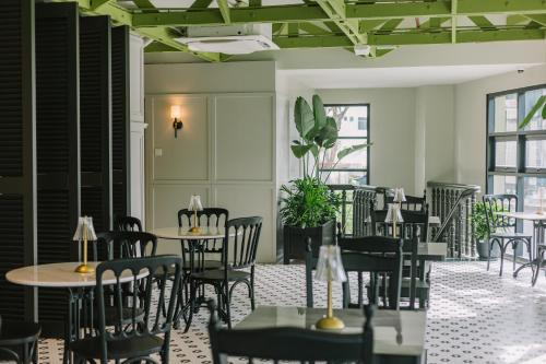 Legacy Hill Hotel – Kuching, CA