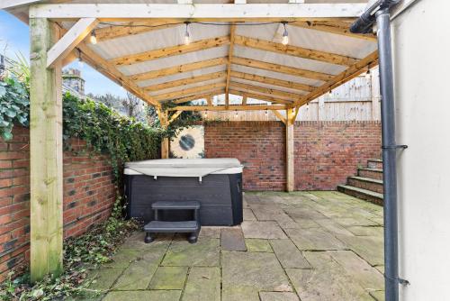 New! - The Most Central and Lux Whitby House - Hot-Tub, Whitby (fotografie 5)
