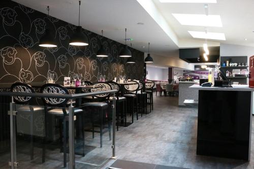 Étterem, Hotel - Restaurant Eugenie in Pontorson városközpont