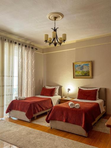 All Seasons Apartments - Free Parking & City Center