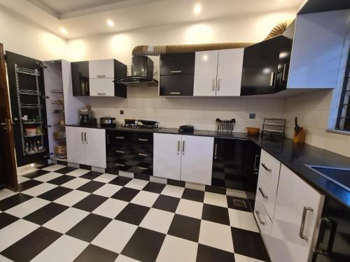 Haven Lodge AWT Lahore - 3BR GF Portion in Designer Home - image 3