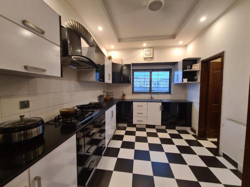 Haven Lodge AWT Lahore - 3BR GF Portion in Designer Home - image 8