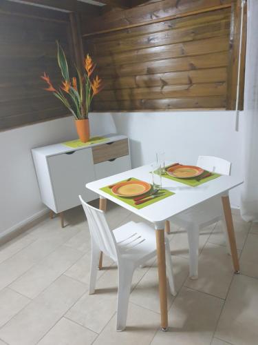 A ka lémich (A ka lemich) in 聖玫瑰