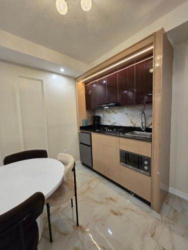 Suna'a home Logpom in Douala