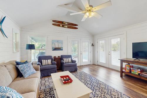 Crestwood Cove in Kingsland (TX)