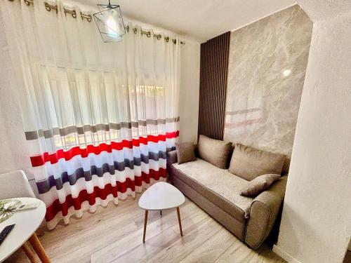 Superb studio apartment near to the city center, Tirana (Foto 8)