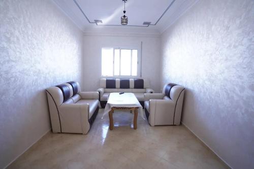 603 Apartment for rent in Martil, 2 bedrooms, balcony, pool, Martil