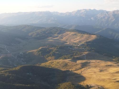 Čemerno Mountain House (Cemerno Mountain House) in Gacko