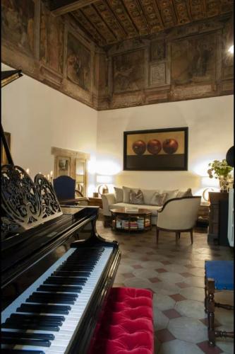 House-Museum Palazzo Podocataro, Rome (photo 2)