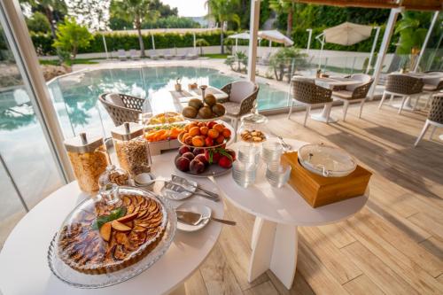 Suite Hotel L'Oasi di Riaci in Santa Domenica