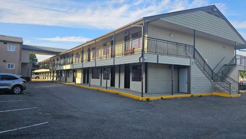 Camelot Court Motel in Prince George (BC)