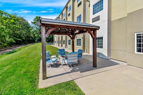 Quality Inn & Suites in Washington (Pennsylvania)