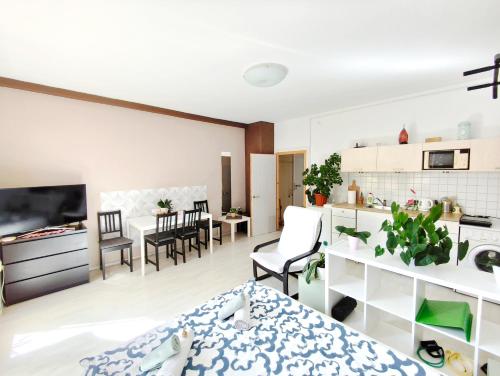 Free parking, Balcony, near to city park, Будапешт (фото 4)