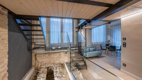 Deluxe One-Bedroom Apartment with Garden View