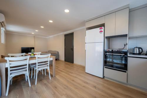Modern, new two bedroom apartment close to Fethiye centre, Fethiye (foto 2)