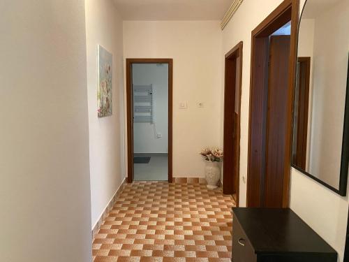 Apartments Dragica - image 7