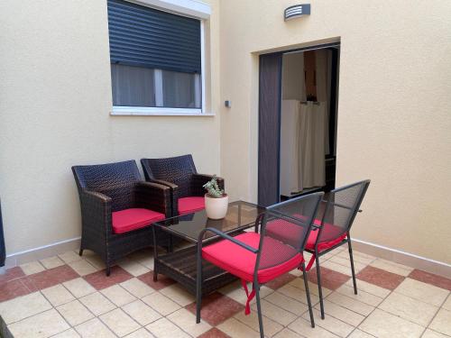 Apartments Dragica - image 11