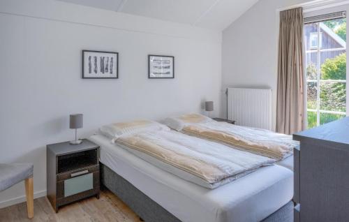 Nice home in Hoge Hexel w/ WiFi and 3 Bedrooms - image 12