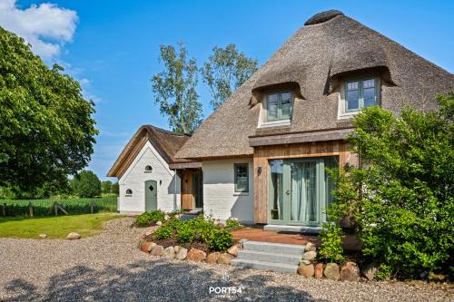 Ferienhaus ReetCottage 24 Dörphof in Dörphof, Deutschland