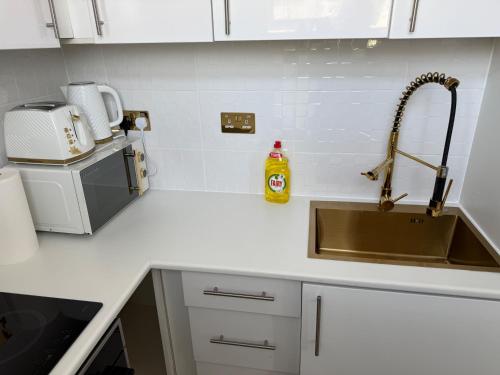 Studio Sleeps 2 with Air Conditioning, Croydon (fotografie 3)