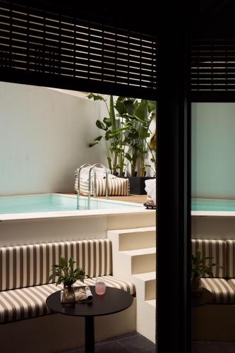 Kuka Luxury Living Athens - Accommodation