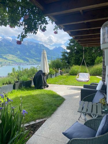 Chalet Seeblick in سارنين